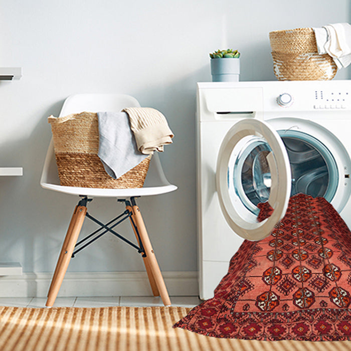 Machine Washable Traditional Red Rug in a Washing Machine, wshtr1763