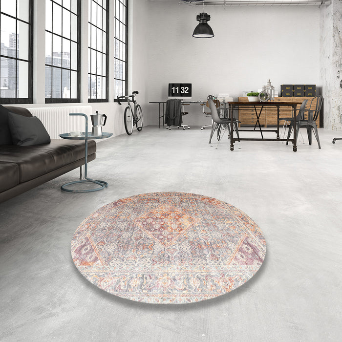 Round Machine Washable Traditional Desert Sand Beige Rug in a Office, wshtr1835