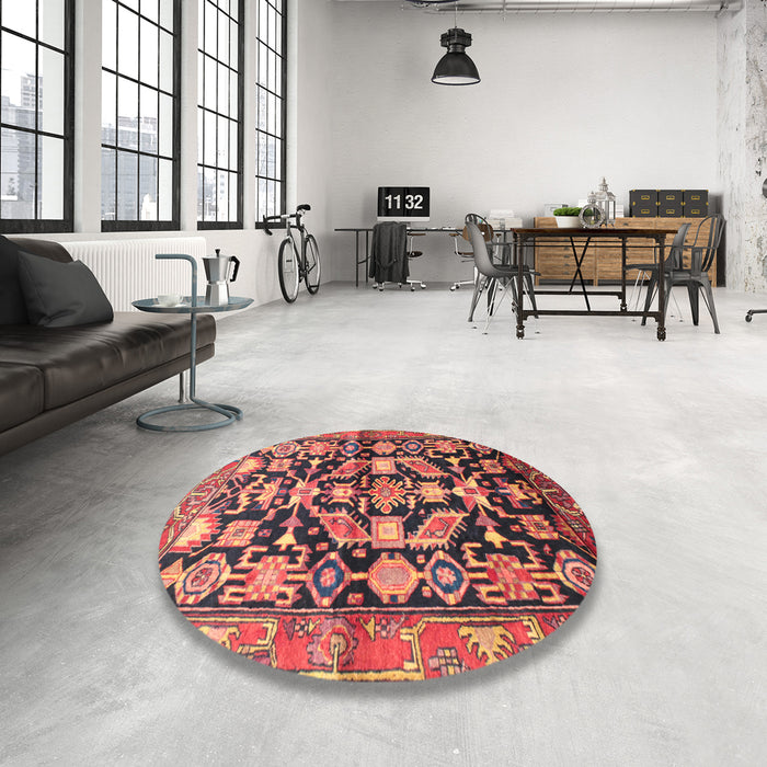 Round Machine Washable Traditional Copper Red Pink Rug in a Office, wshtr194