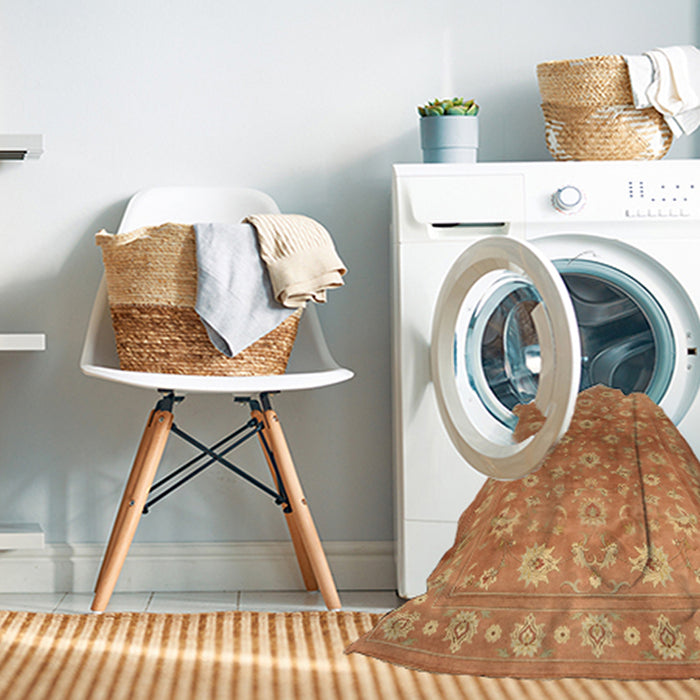 Machine Washable Traditional Orange Rug in a Washing Machine, wshtr2051
