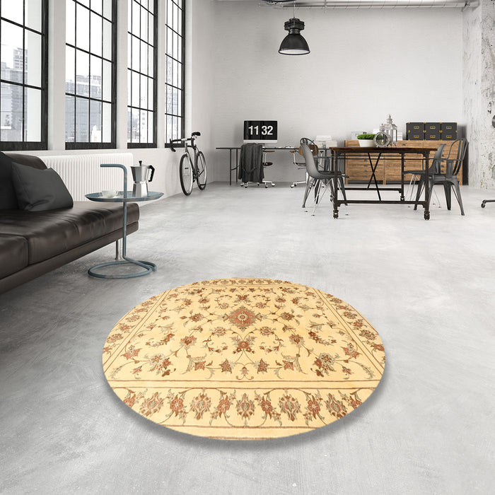 Round Machine Washable Traditional Mustard Yellow Rug in a Office, wshtr2058