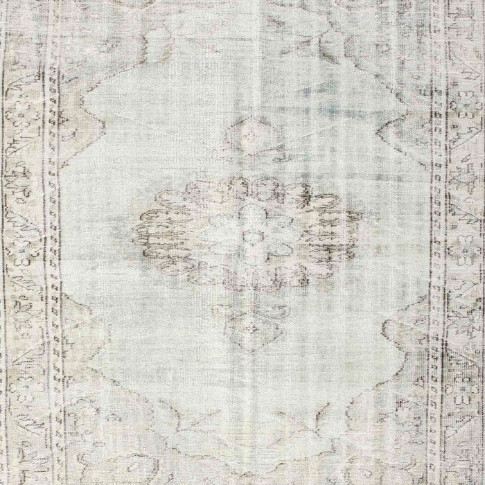 Machine Washable Traditional Silver Pink Rug, wshtr2080