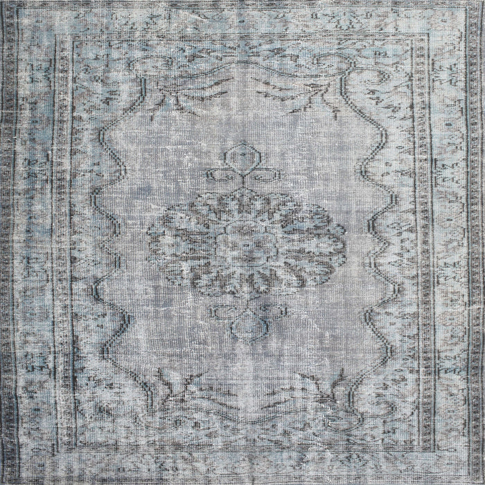 Square Traditional Platinum Gray Persian Rug, tr2103