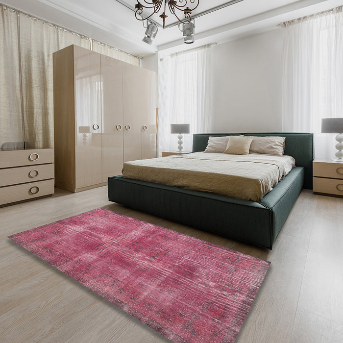 Traditional Dark Pink Persian Rug in a Bedroom, tr2131