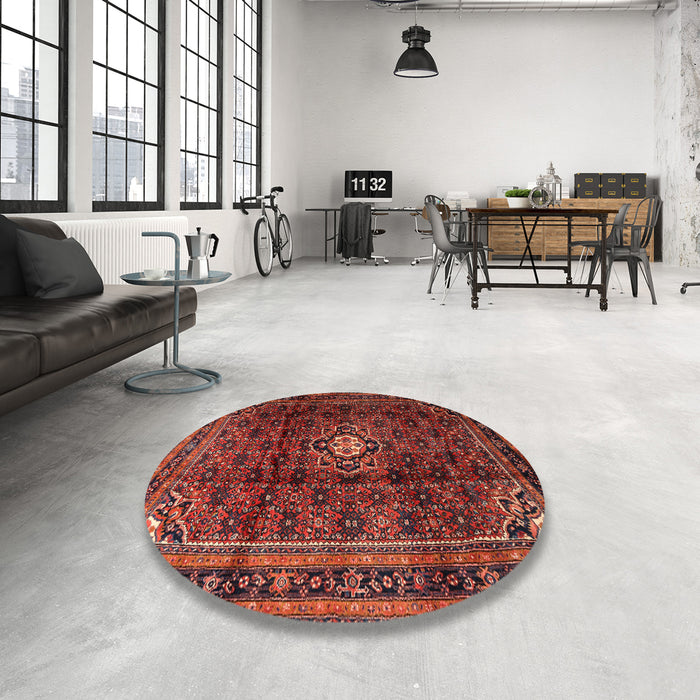 Round Traditional Cherry Red Persian Rug in a Office, tr2158