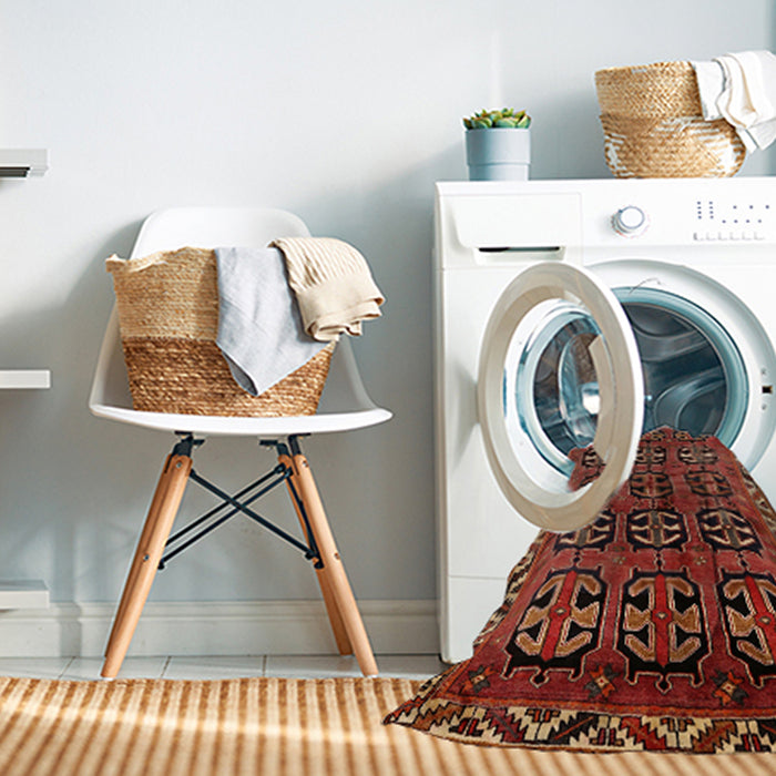Machine Washable Traditional Crimson Red Rug in a Washing Machine, wshtr223
