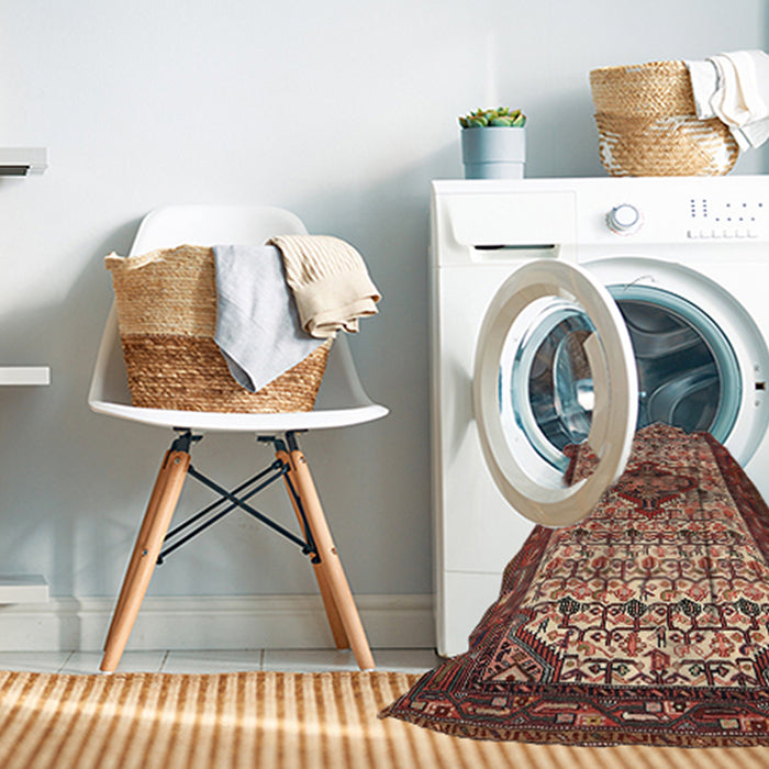 Machine Washable Traditional Saffron Red Rug in a Washing Machine, wshtr2323