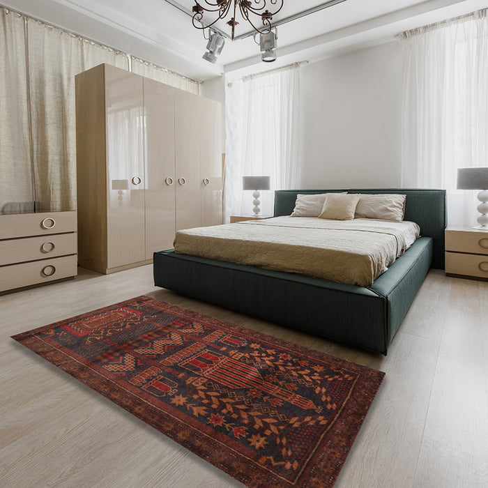 Machine Washable Traditional Dark Sienna Brown Rug in a Bedroom, wshtr2381