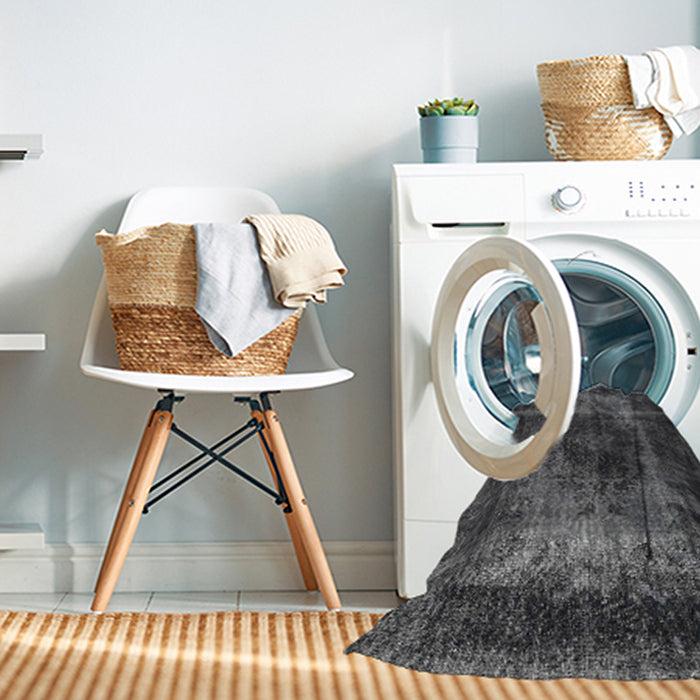 Machine Washable Traditional Charcoal Black Rug in a Washing Machine, wshtr2444