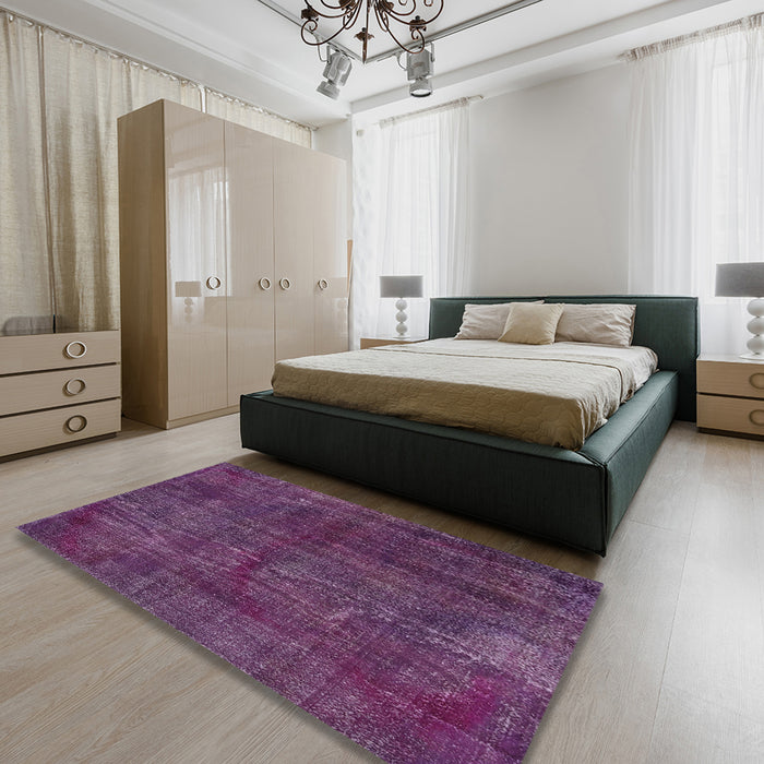 Traditional Plum Purple Persian Rug in a Bedroom, tr2454