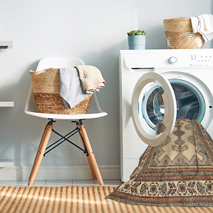 Machine Washable Traditional Dark Sienna Brown Rug in a Washing Machine, wshtr2633