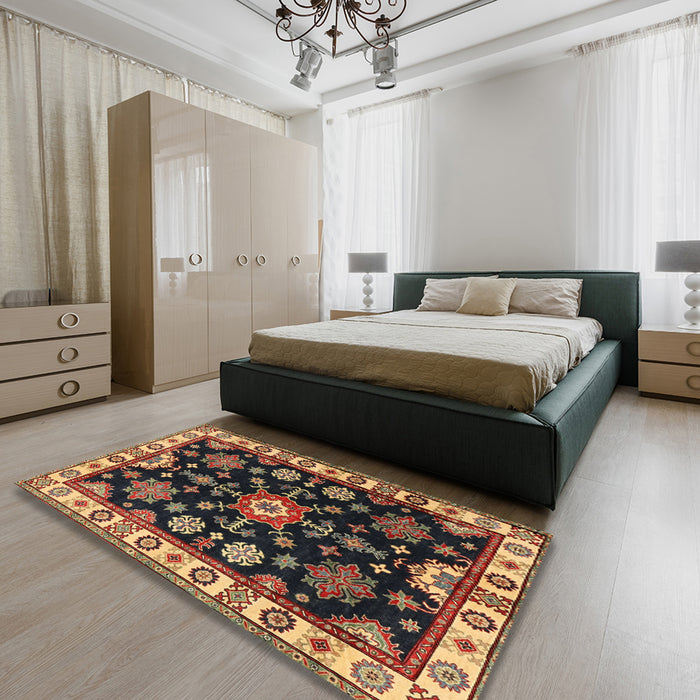 Machine Washable Traditional Peru Brown Rug in a Bedroom, wshtr2681