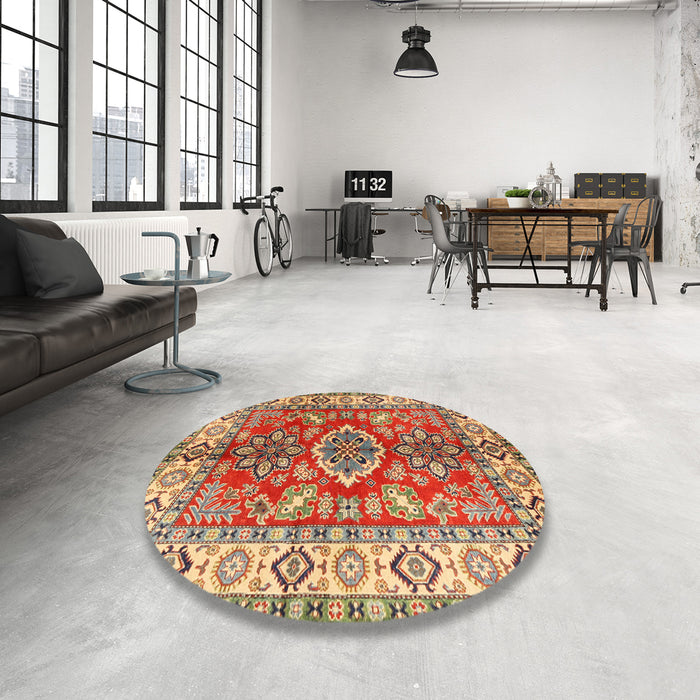 Round Traditional Brownish Green Geometric Rug in a Office, tr2682