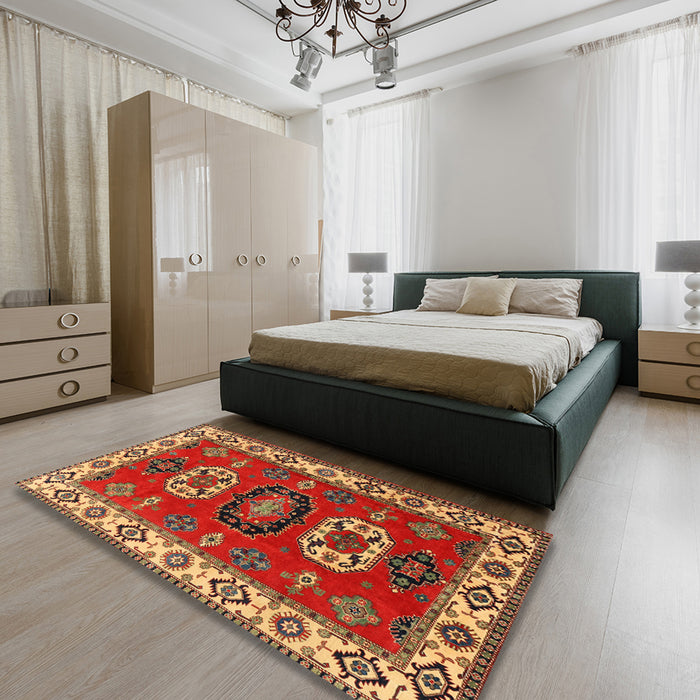 Traditional Bronze Brown Geometric Rug in a Bedroom, tr2714