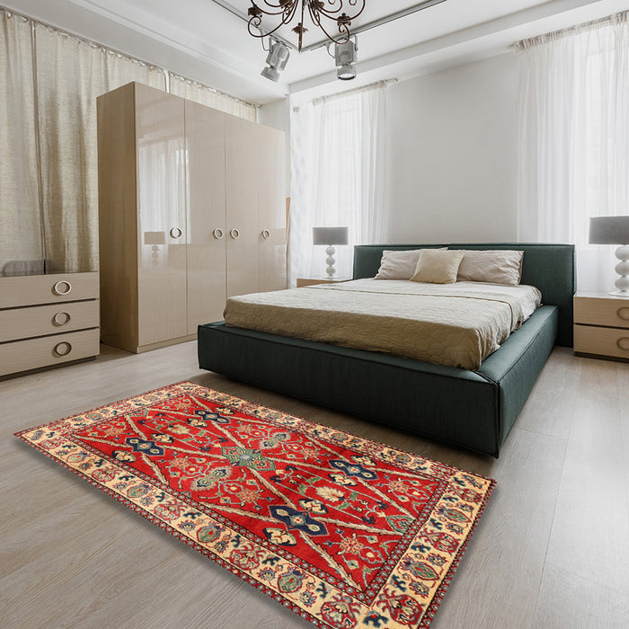 Traditional Brown Geometric Rug in a Bedroom, tr2717