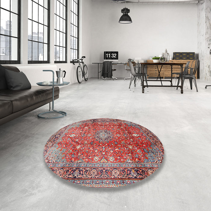 Round Traditional Red Persian Rug in a Office, tr2737