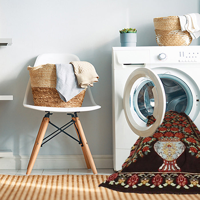 Machine Washable Traditional Deep Red Rug in a Washing Machine, wshtr2743