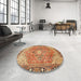 Round Machine Washable Traditional Mahogany Brown Rug in a Office, wshtr2941