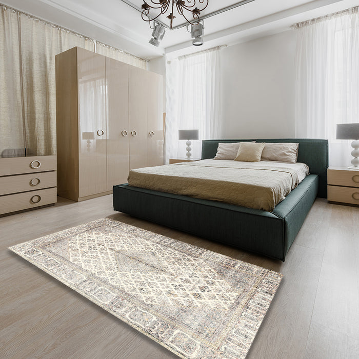 Traditional Gold Persian Rug in a Bedroom, tr2986