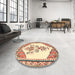 Round Machine Washable Traditional Khaki Gold Rug in a Office, wshtr2989