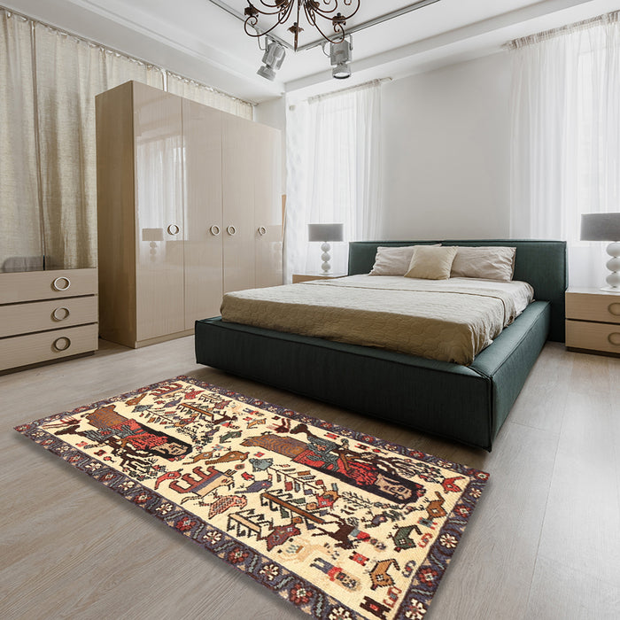 Traditional Red Brown Animal Rug in a Bedroom, tr2998