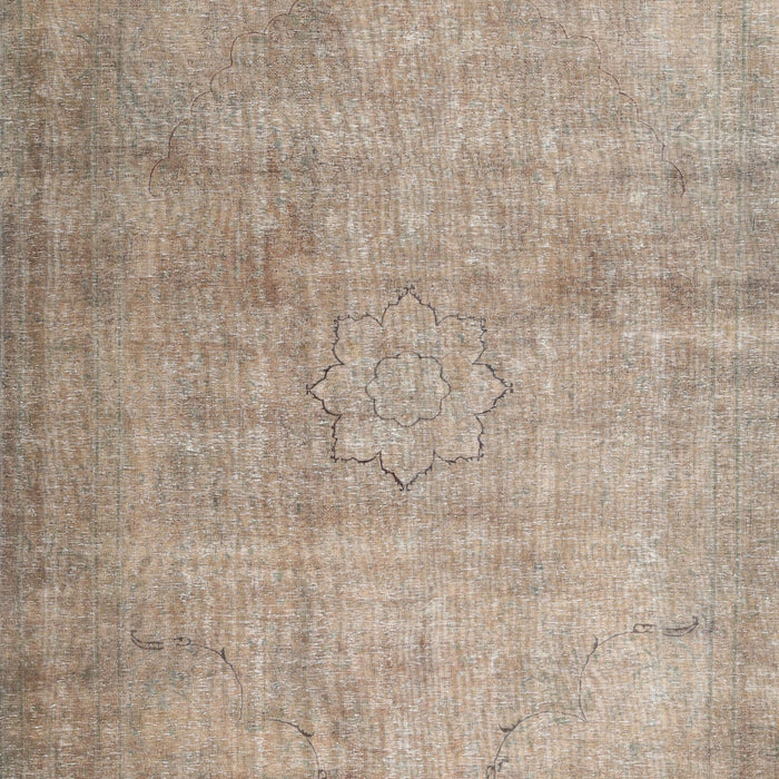 Machine Washable Traditional Dark Almond Brown Rug, wshtr3036