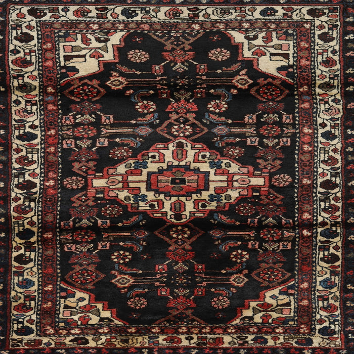 Round Machine Washable Traditional Brown Rug, wshtr3114
