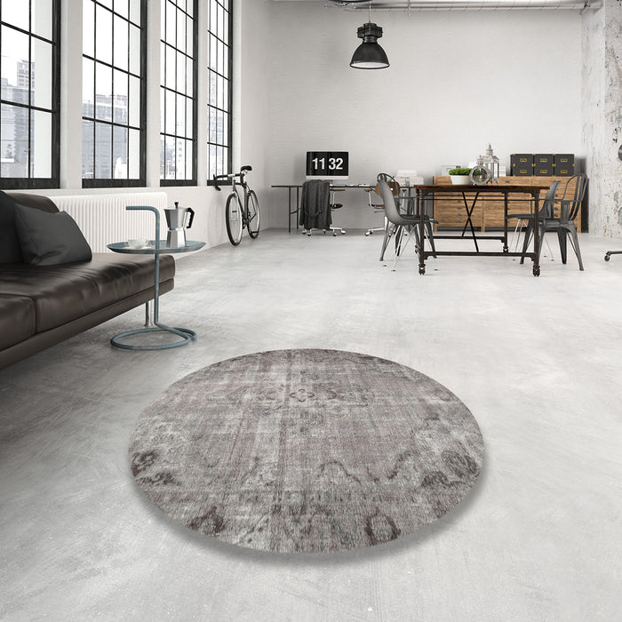 Round Traditional Dark Gray Persian Rug in a Office, tr3144