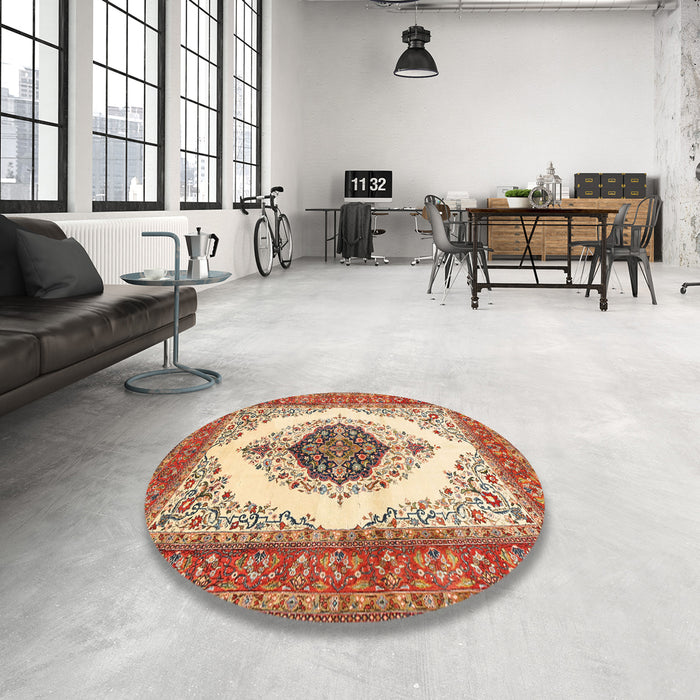 Round Traditional Red Persian Rug in a Office, tr3173