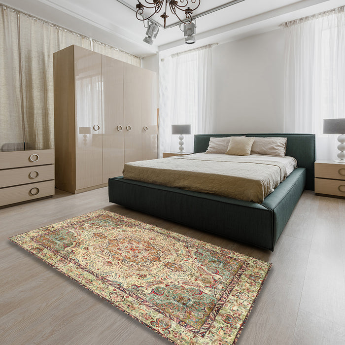 Traditional Brown Persian Rug in a Bedroom, tr3175