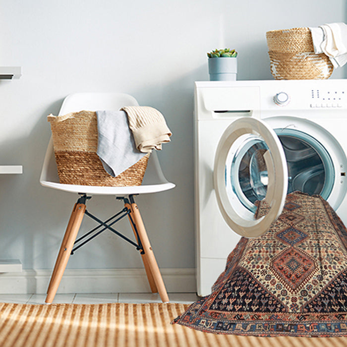 Machine Washable Traditional Red Brown Rug in a Washing Machine, wshtr3211