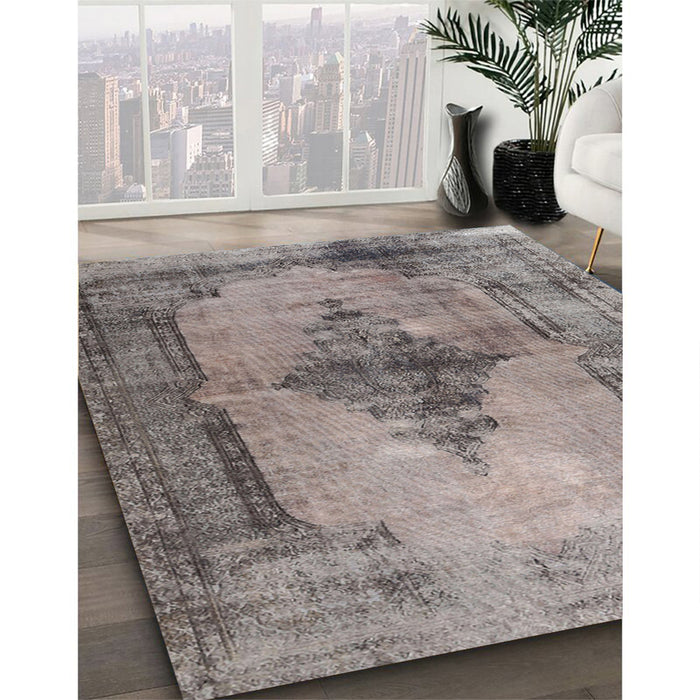 Machine Washable Traditional Rosy Brown Pink Rug in a Family Room, wshtr3225