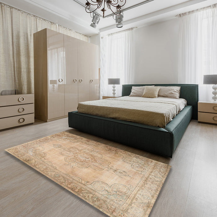Traditional Brown Persian Rug in a Bedroom, tr3246