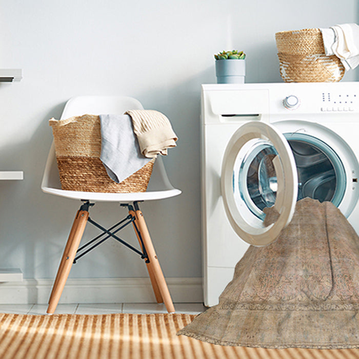 Machine Washable Traditional Orange Brown Rug in a Washing Machine, wshtr3247