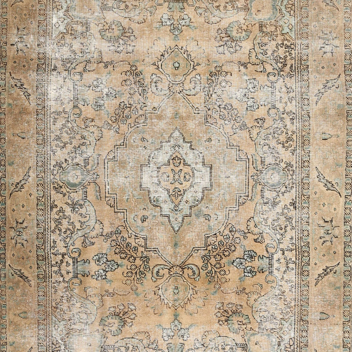 Machine Washable Traditional Dark Almond Brown Rug, wshtr3252