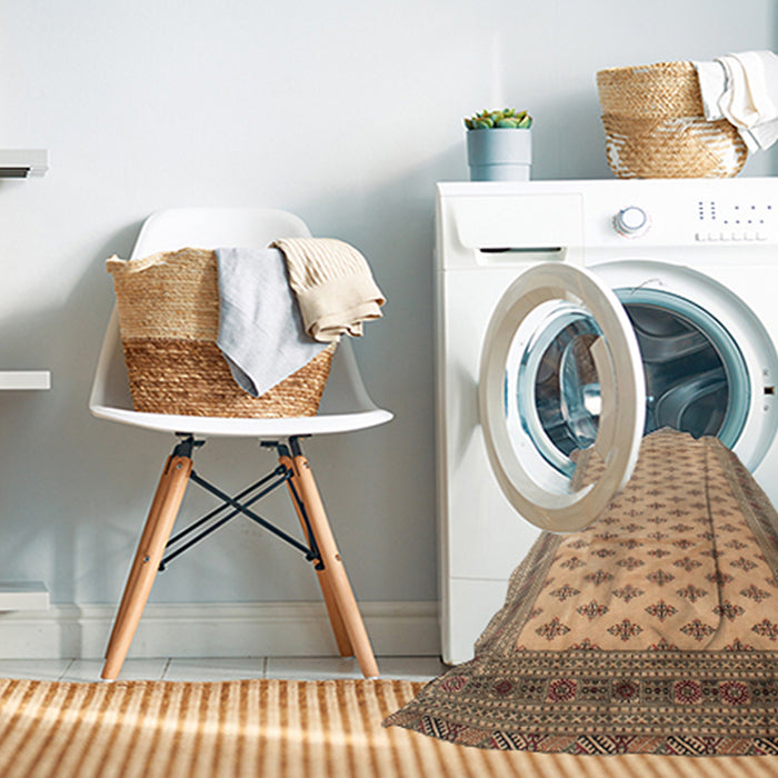 Machine Washable Traditional Gold Brown Rug in a Washing Machine, wshtr325