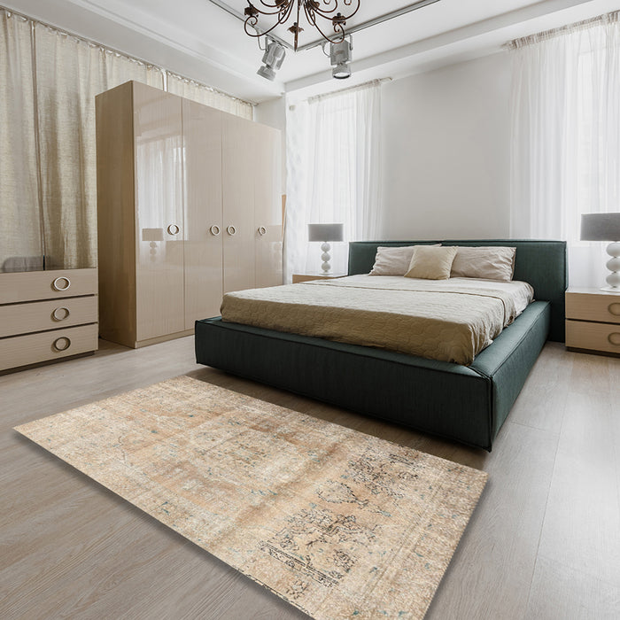 Traditional Brown Persian Rug in a Bedroom, tr3262