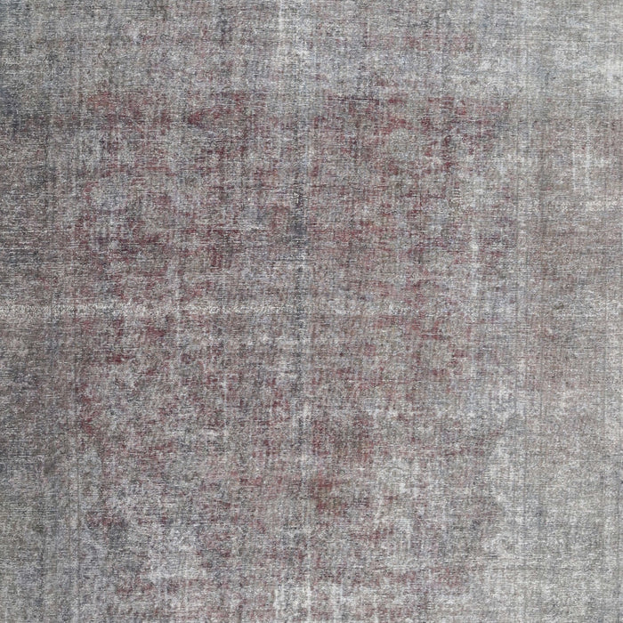 Machine Washable Traditional Dark Gray Rug, wshtr3284