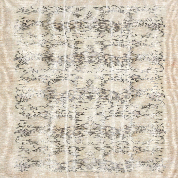 Round Machine Washable Traditional Light French Beige Brown Rug, wshtr3298