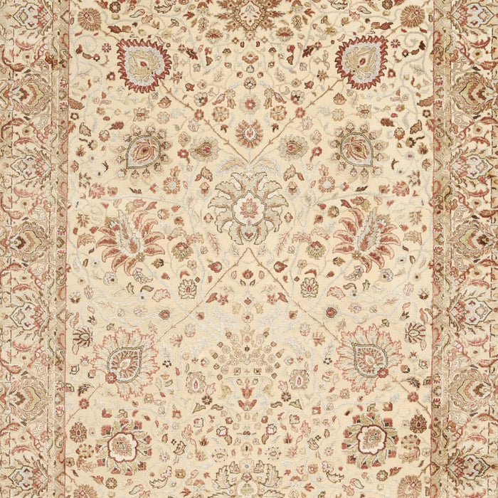 Machine Washable Traditional Khaki Gold Rug, wshtr3318