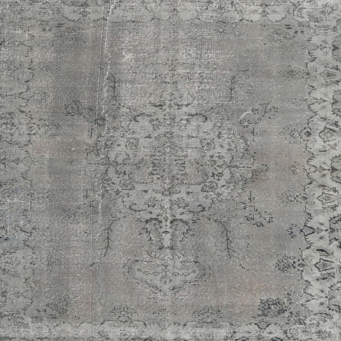 Round Machine Washable Traditional Gray Rug, wshtr3338