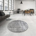 Round Machine Washable Traditional Gray Rug in a Office, wshtr3367