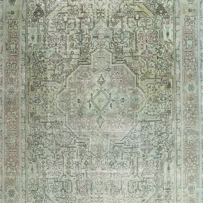 Machine Washable Traditional Khaki Green Rug, wshtr3384