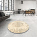 Round Machine Washable Traditional Brown Rug in a Office, wshtr338