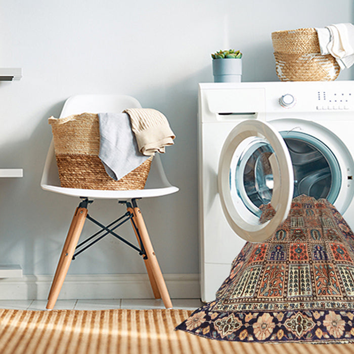 Machine Washable Traditional Red Brown Rug in a Washing Machine, wshtr3396