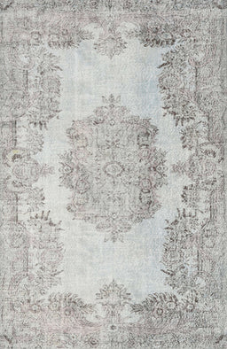 Machine Washable Traditional Light Gray Rug, wshtr3403