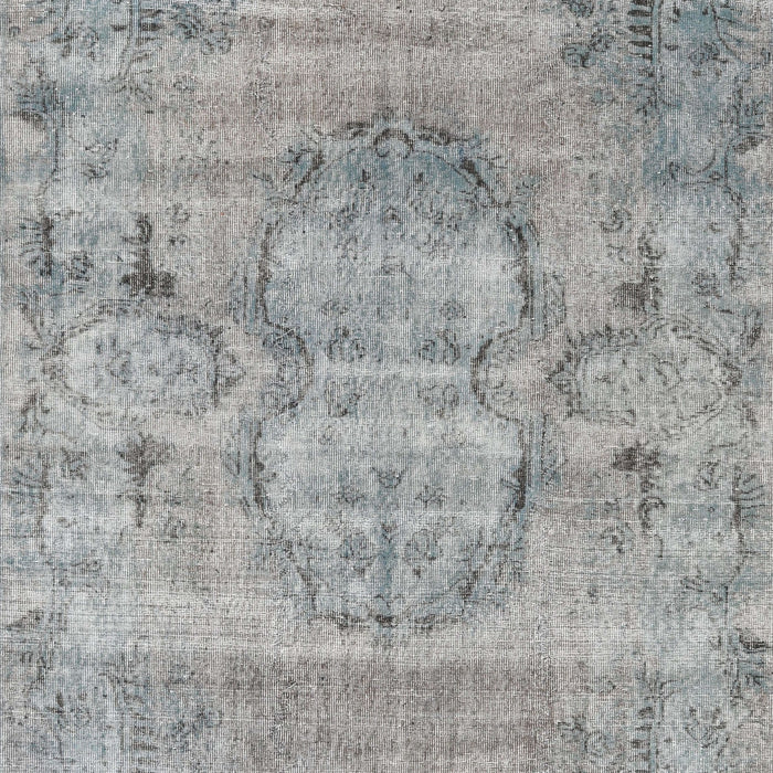Machine Washable Traditional Silver Gray Rug, wshtr3405