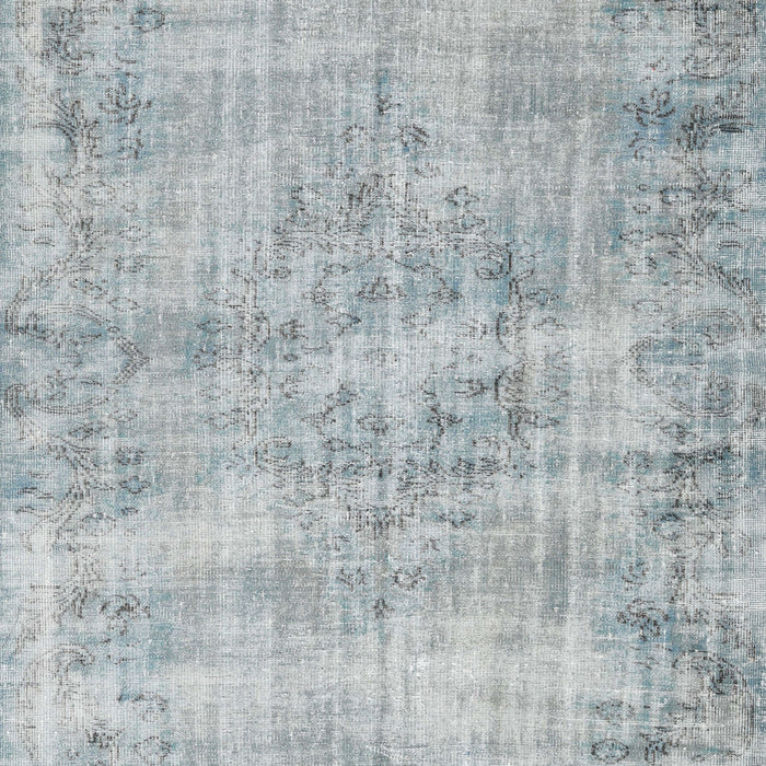 Machine Washable Traditional Silver Gray Rug, wshtr3409