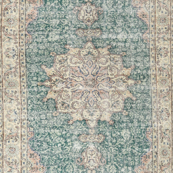 Machine Washable Traditional Camouflage Green Rug, wshtr3414