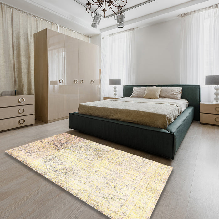 Machine Washable Traditional Brown Rug in a Bedroom, wshtr3417